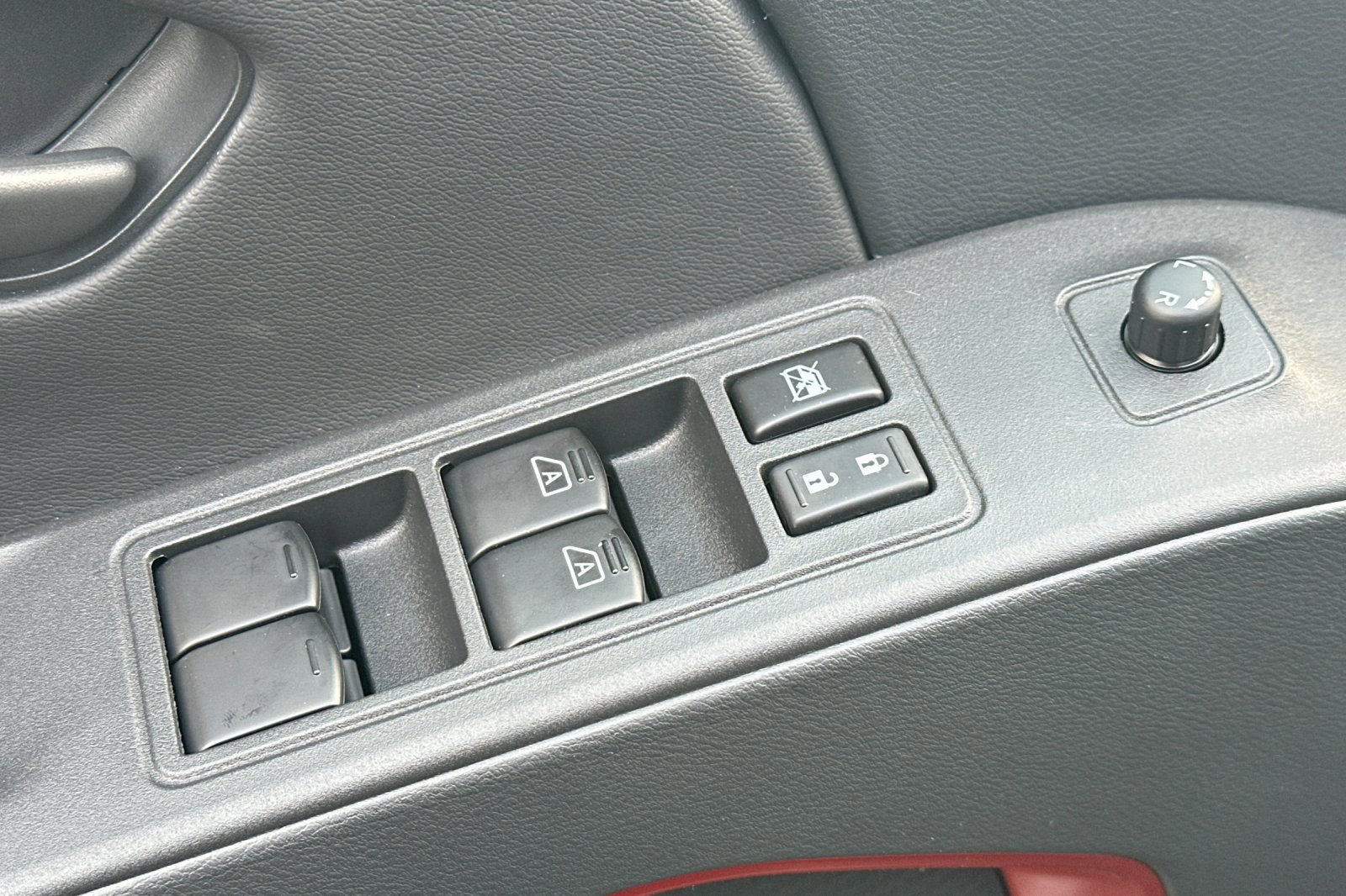 New 2026 Nissan Frontier PRO-4X w/ Pro Premium Package image 13