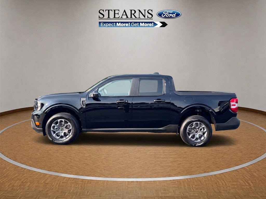 New 2026 Ford Maverick XLT w/ XLT Luxury Package FWD image 3