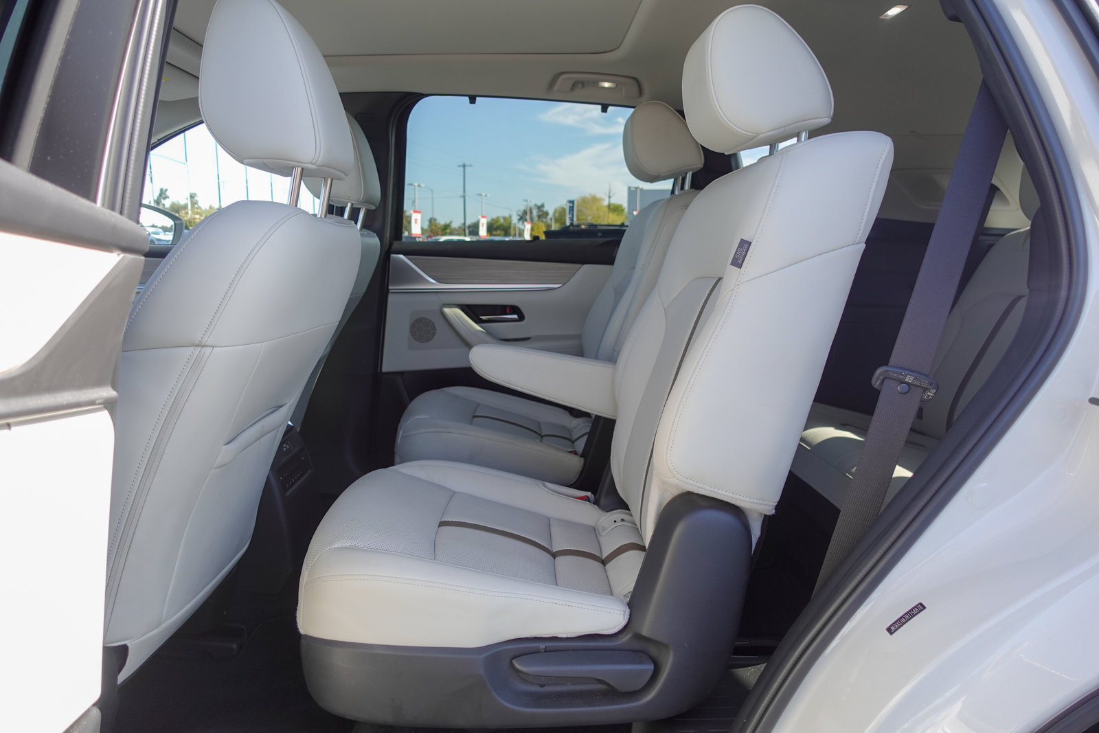 Certified 2024 MAZDA CX-90 Plug-In Hybrid w/ Premium Plus AWD/4WD image 14