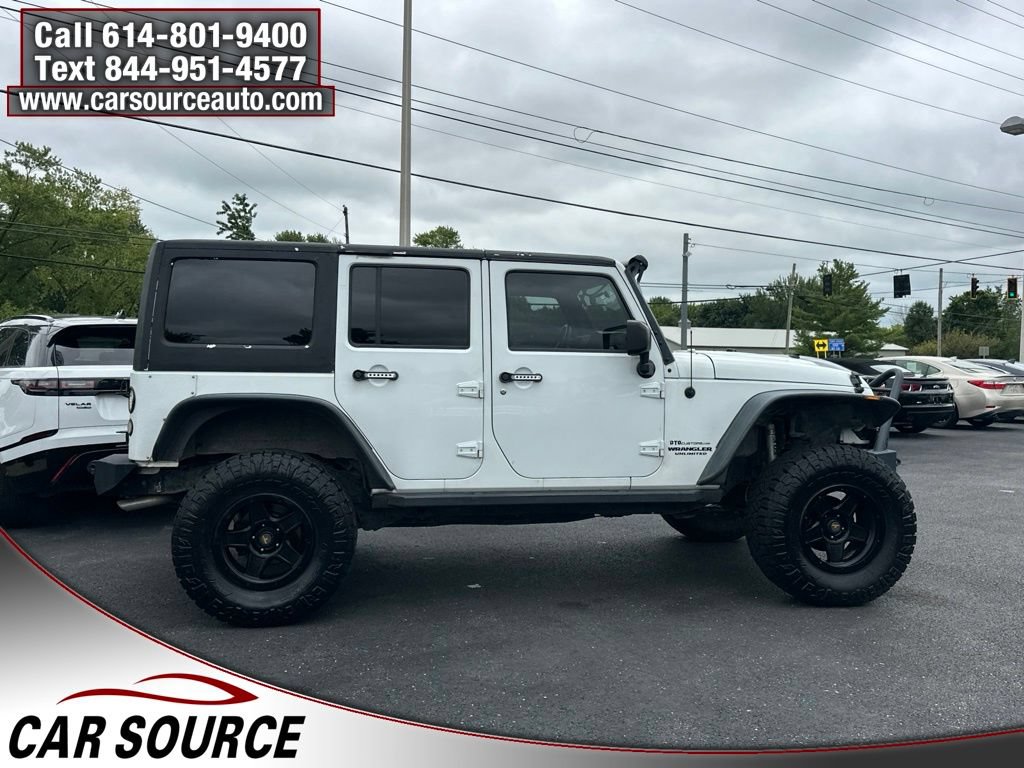 Used 2016 Jeep Wrangler Unlimited Sport w/ Connectivity Group AWD/4WD image 7