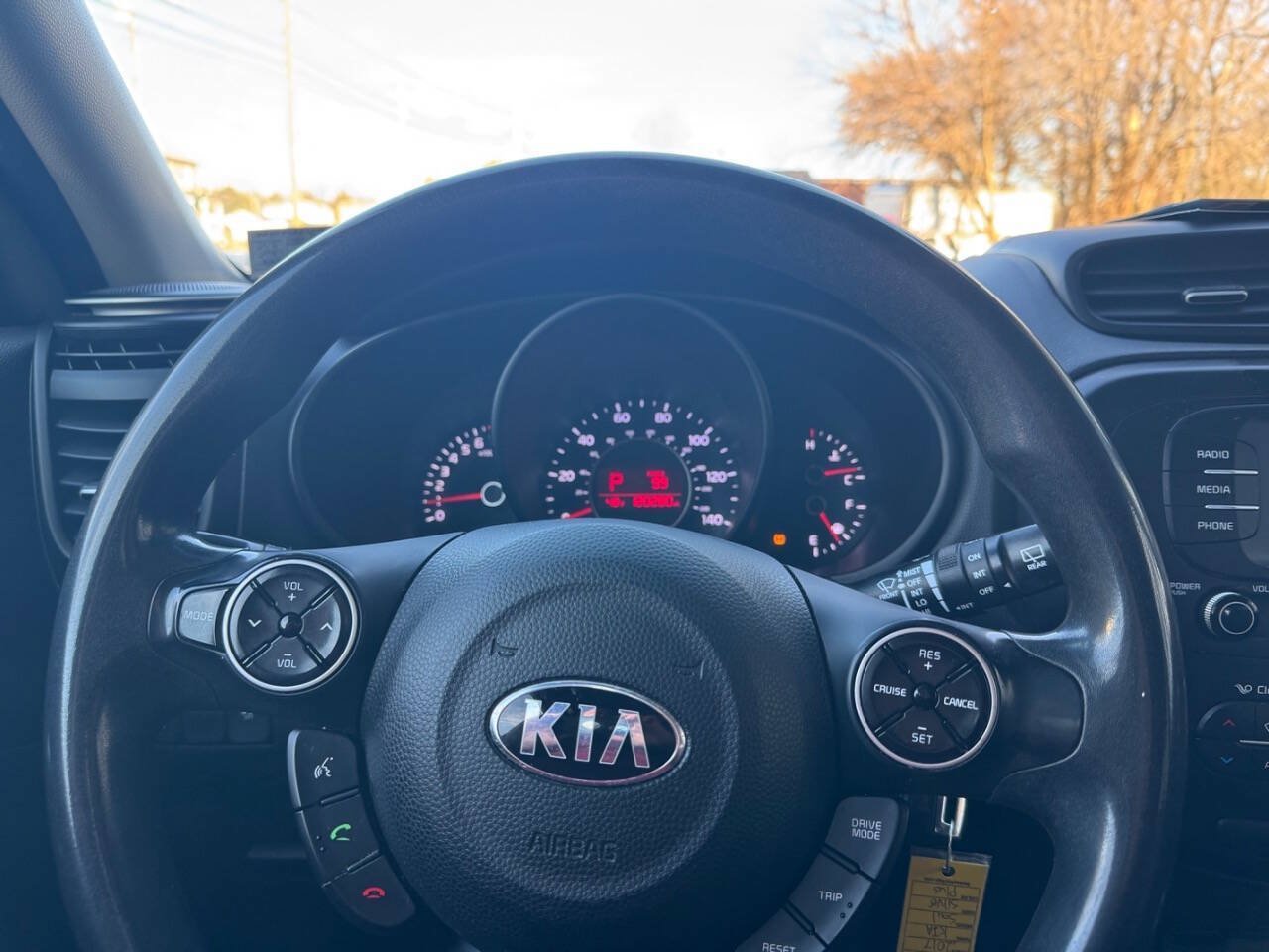 Used 2017 Kia Soul + FWD image 27