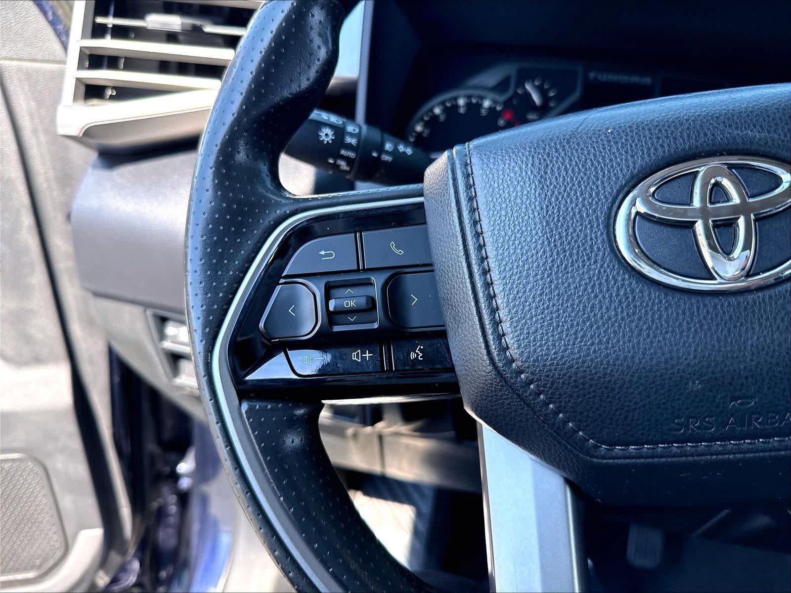 Used 2022 Toyota Tundra SR5 w/ Convenience Package RWD image 14