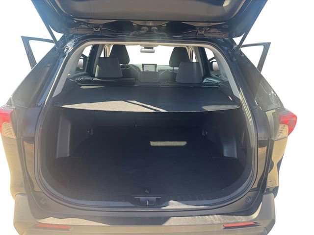 Used 2025 Toyota RAV4 XLE image 16