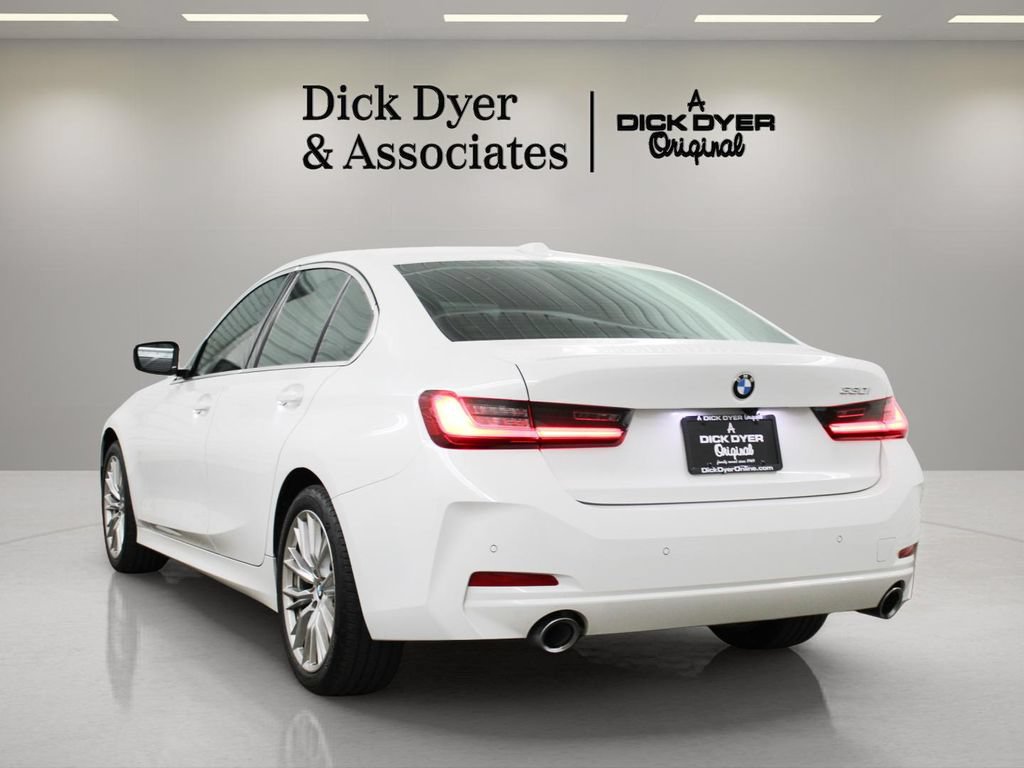 Used 2024 BMW 330i Sedan w/ Convenience Package RWD image 9
