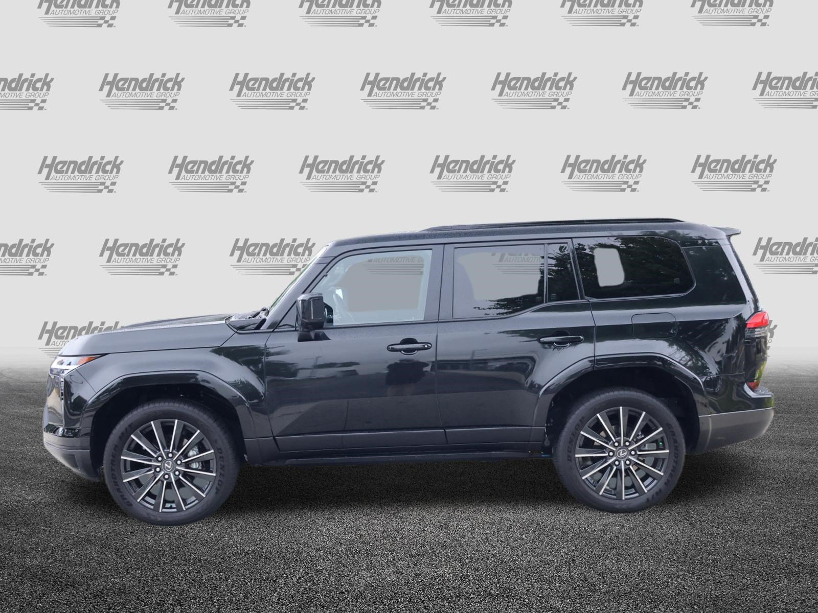 Used 2026 Lexus GX 550 w/ Cold Area Package AWD/4WD image 6