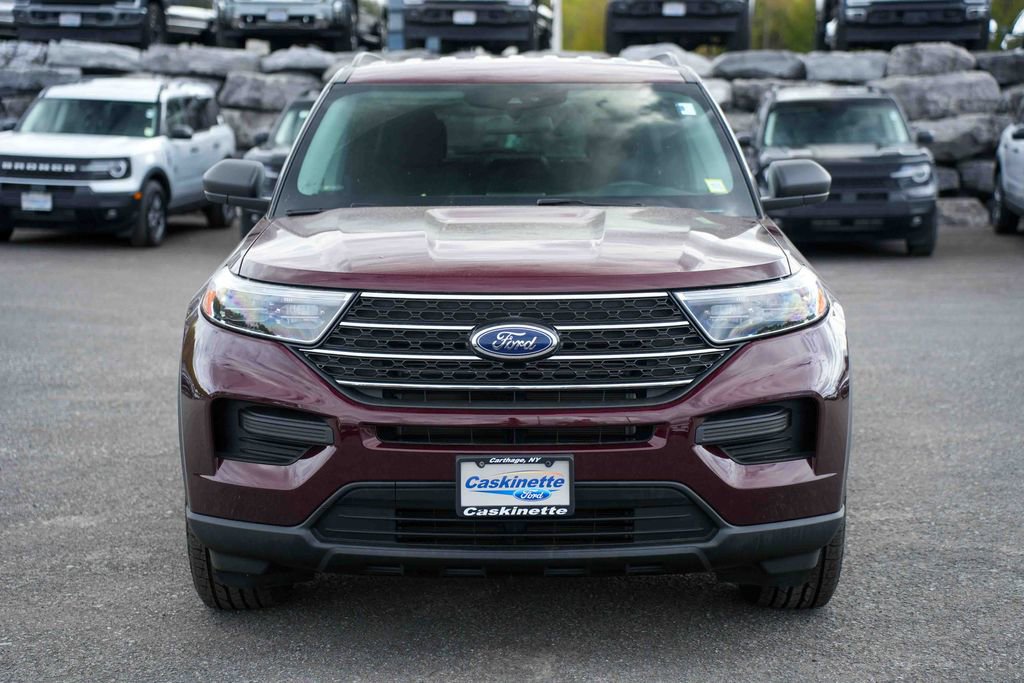 Used 2022 Ford Explorer XLT w/ Class IV Trailer Tow Package AWD/4WD image 2