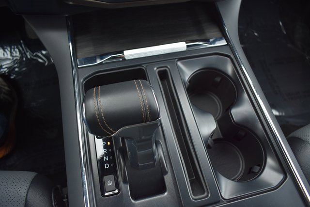 Used 2024 Ford F150 Lightning Lariat image 35