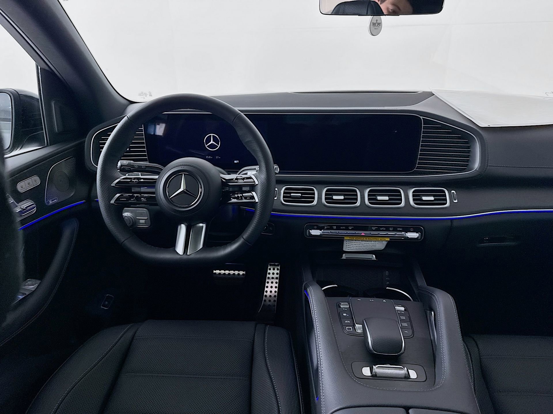 New 2026 Mercedes-Benz GLS 450 4MATIC image 25