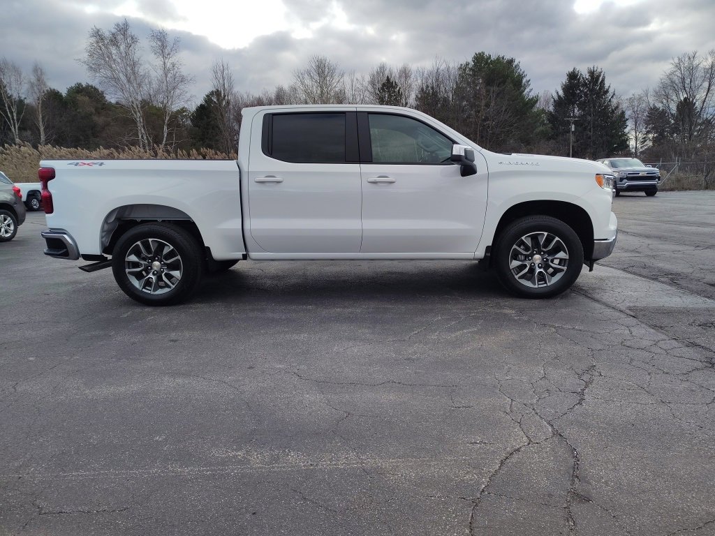 New 2026 Chevrolet Silverado 1500 LT image 2
