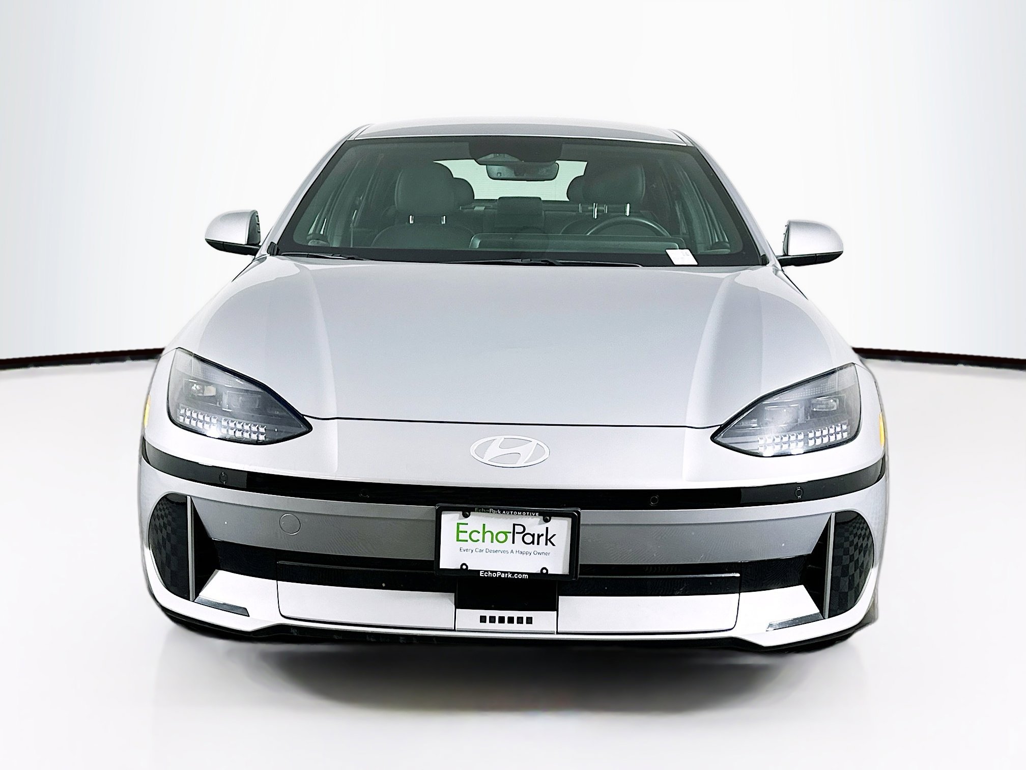 Used 2024 Hyundai Ioniq 6 SEL RWD image 2