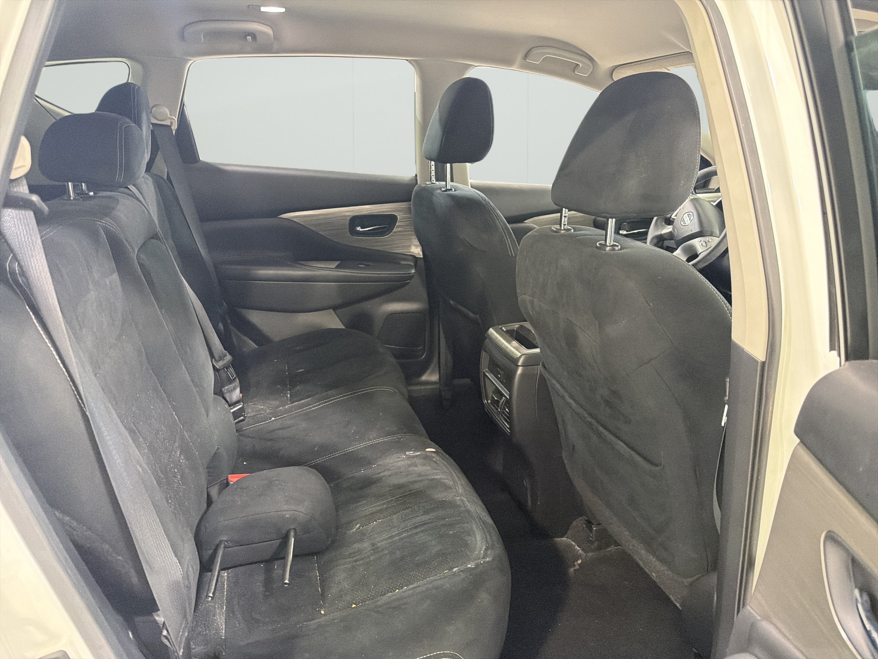 Used 2018 Nissan Murano S FWD image 12