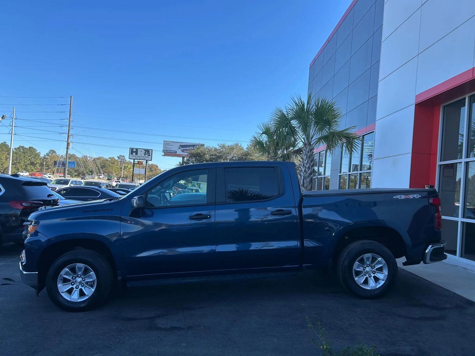 Used 2023 Chevrolet Silverado 1500 W/T w/ WT Value Package AWD/4WD image 8