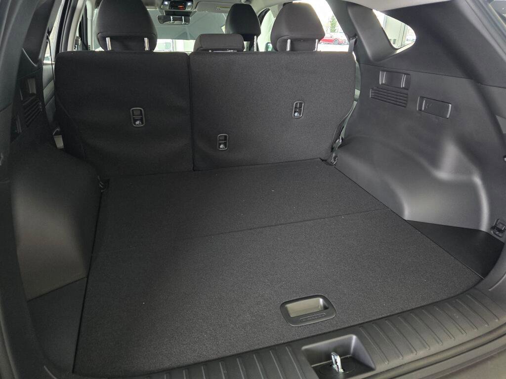 New 2026 Hyundai Tucson Blue SE w/ Tow & Go Package image 17