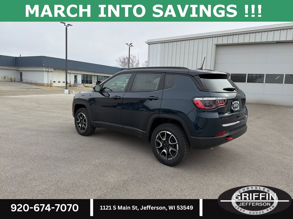 New 2026 Jeep Compass Trailhawk image 11