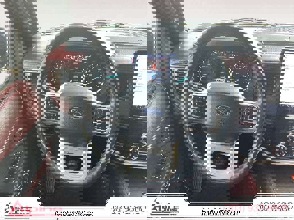 Used 2024 Ford Expedition Limited image 12