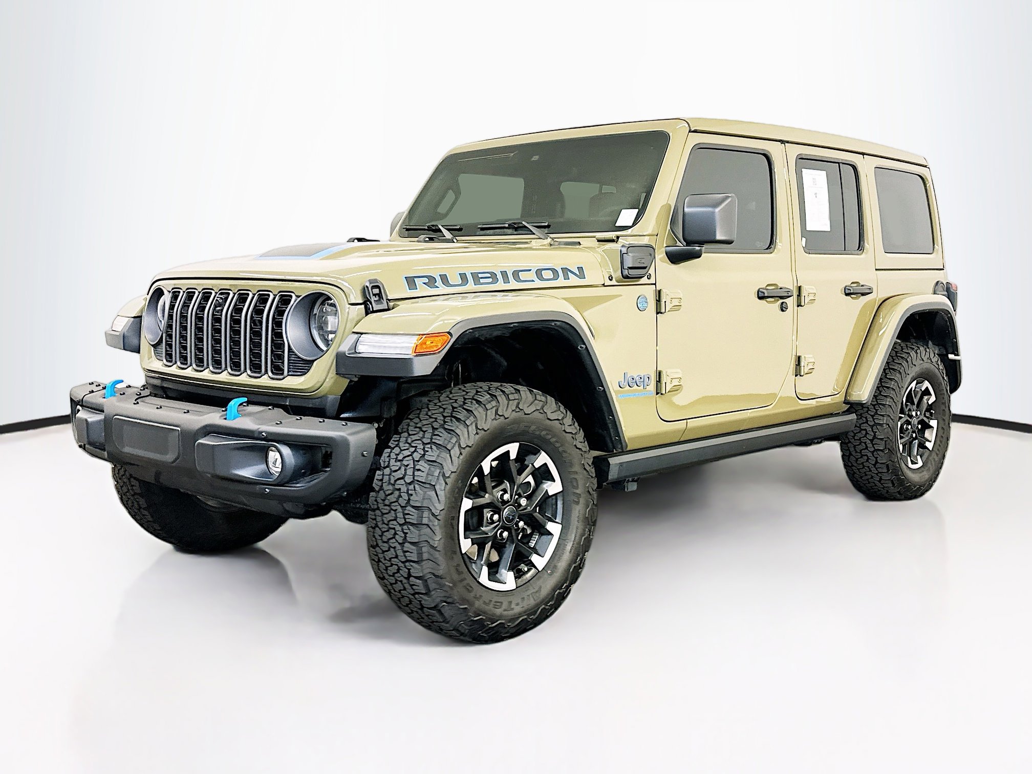 Used 2025 Jeep Wrangler Unlimited Rubicon 4xe image 3
