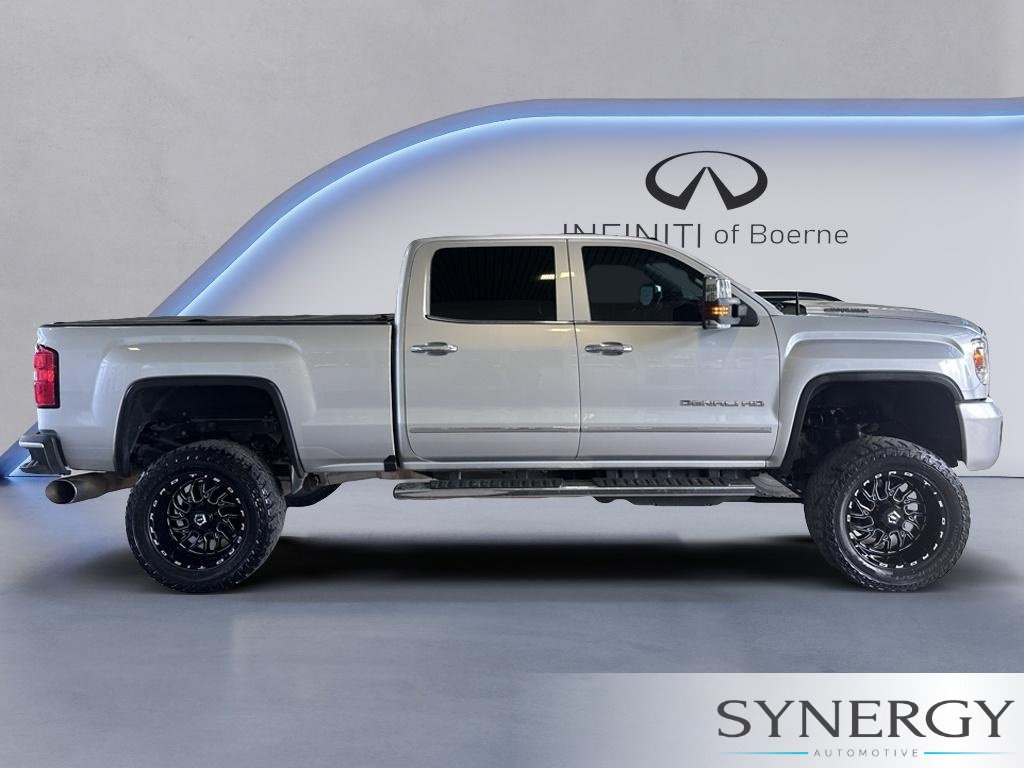 Used 2019 GMC Sierra 3500 Denali w/ Duramax Plus Package AWD/4WD image 4