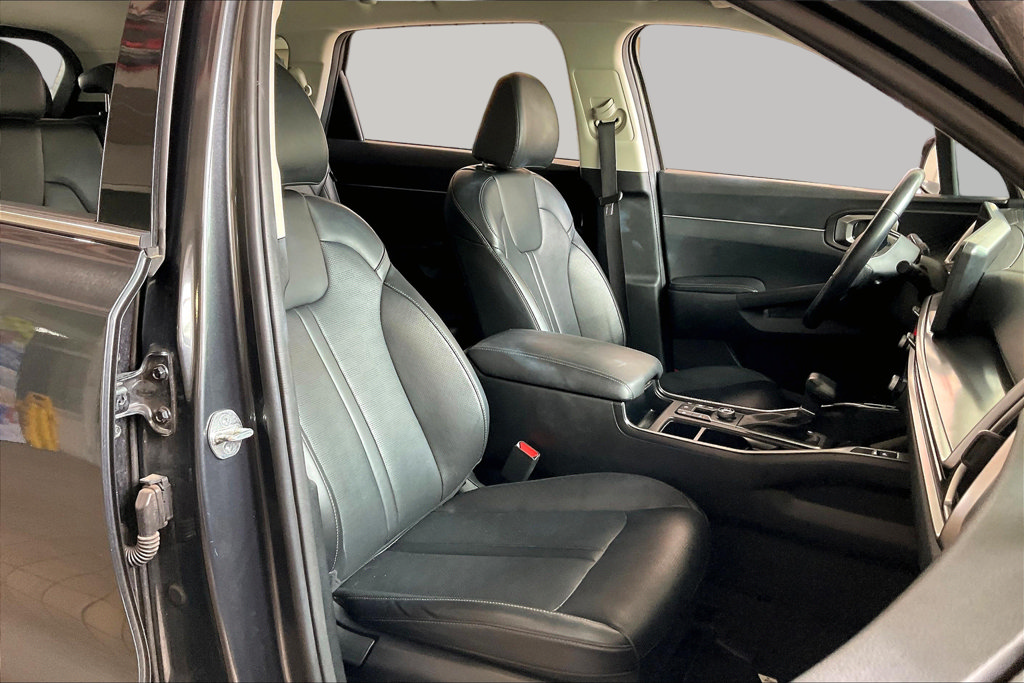 Used 2024 Kia Sorento S FWD image 22