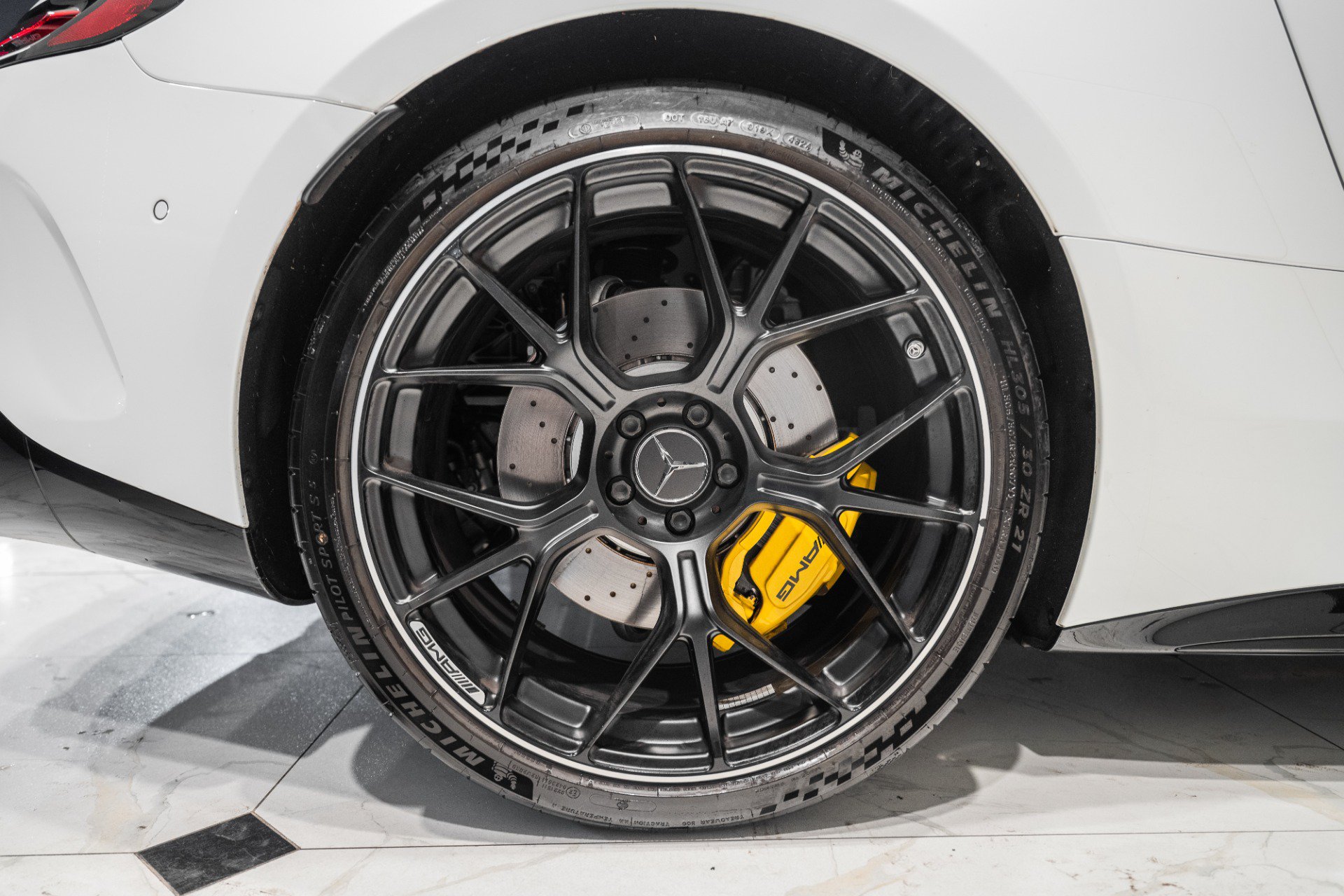 Used 2025 Mercedes-Benz AMG GT 63 image 17