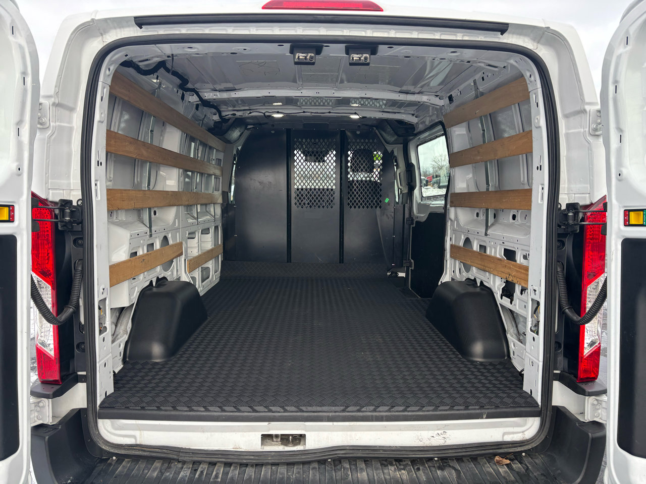 Used 2024 Ford Transit 250 Low Roof w/ Exterior Upgrade Package image 10