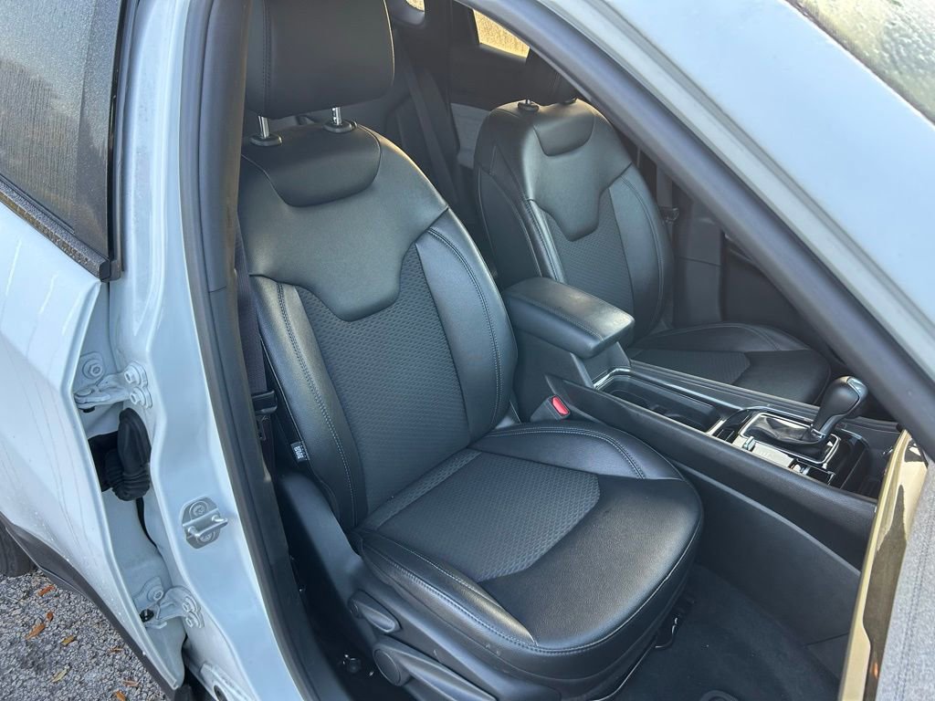 Used 2025 Jeep Compass Latitude w/ Convenience Group image 15