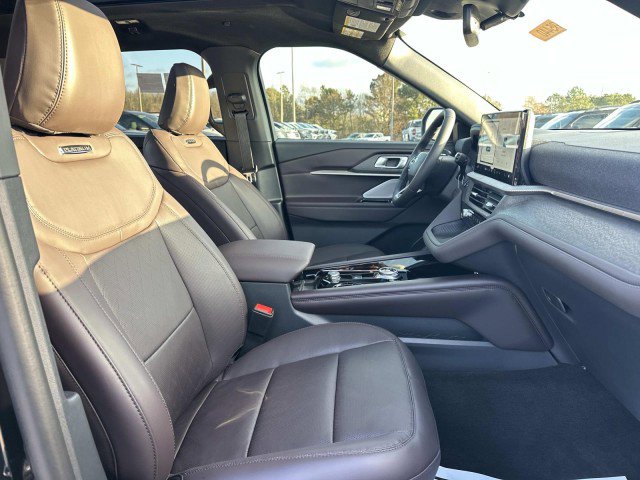 New 2026 Ford Explorer Platinum RWD image 13