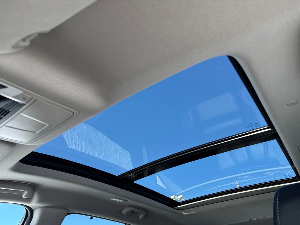 Used 2024 Acura MDX SH-AWD w/ Technology Package image 21