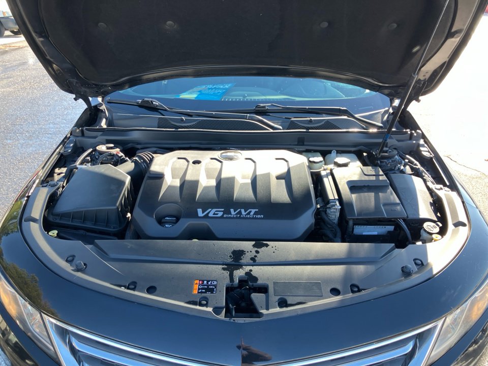 Used 2017 Chevrolet Impala LT image 19