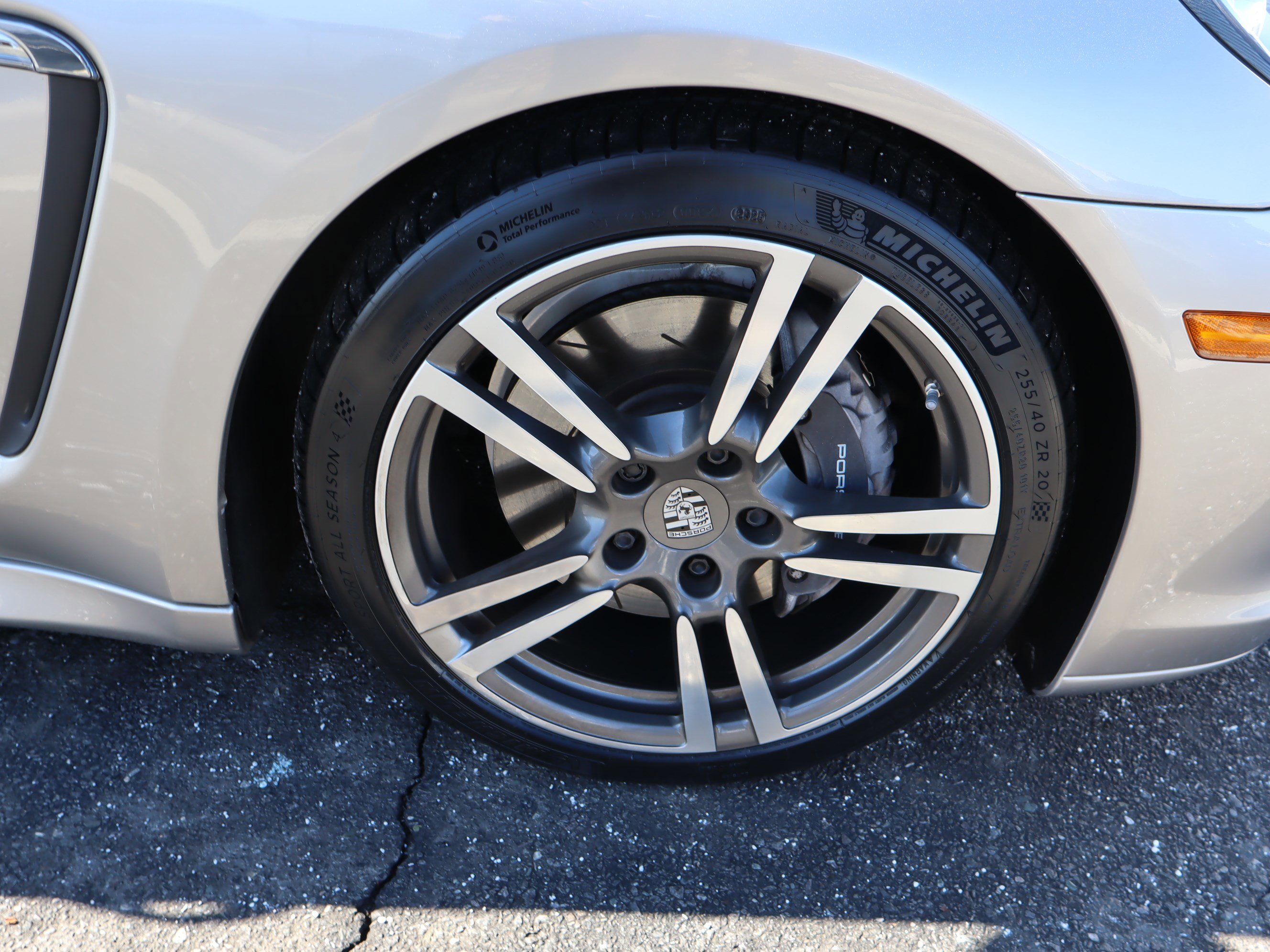 Used 2013 Porsche Panamera 4 image 34