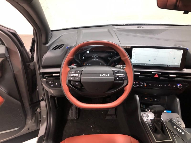 New 2026 Kia Sportage SX image 28