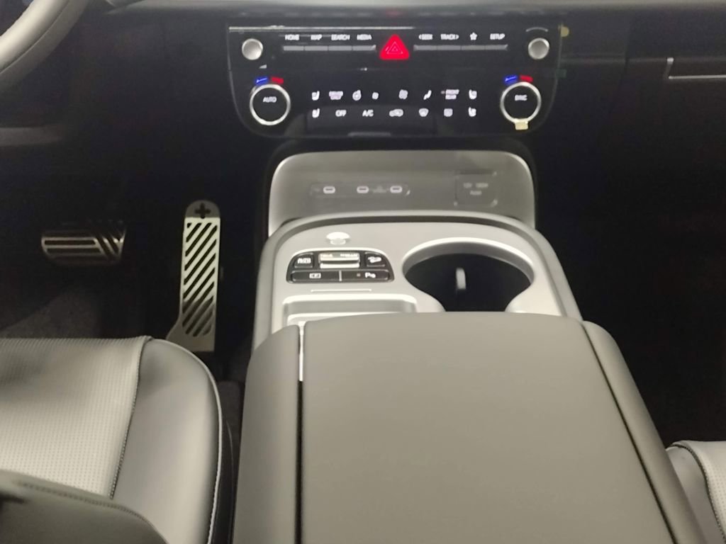 New 2026 Hyundai Ioniq 9 Calligraphy image 27