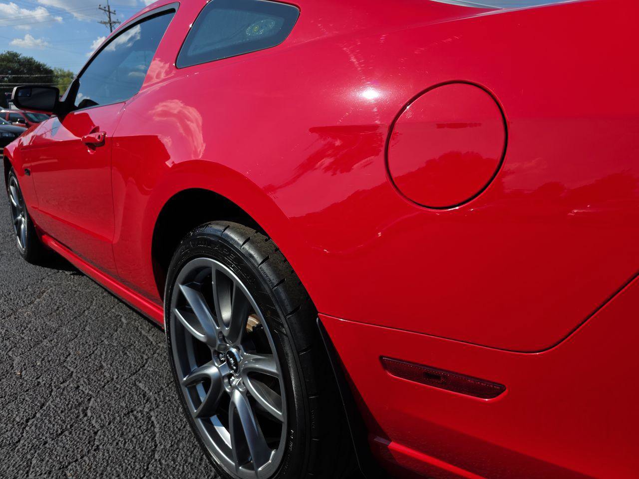 Used 2013 Ford Mustang GT w/ GT Track Pkg image 33