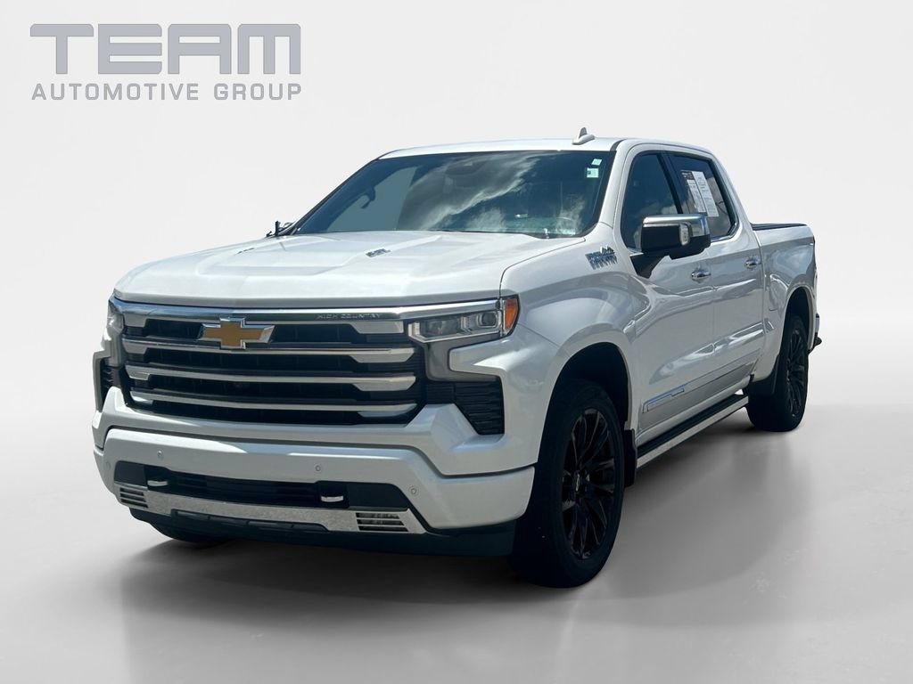 Used 2023 Chevrolet Silverado 1500 High Country AWD/4WD image 3