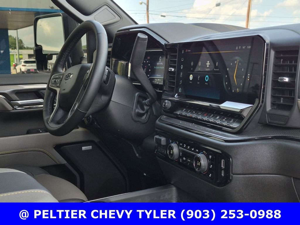 Used 2024 Chevrolet Silverado 2500 ZR2 w/ Technology Package AWD/4WD image 13