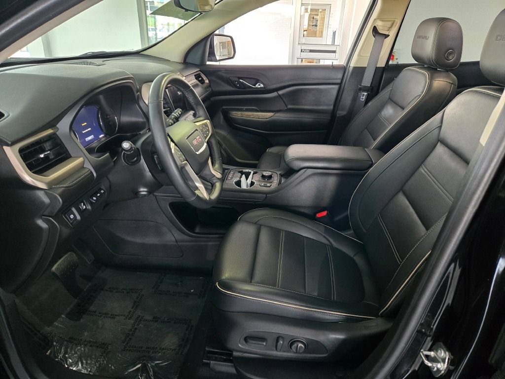 Certified 2023 GMC Acadia Denali w/ Denali Ultimate Package AWD/4WD image 23