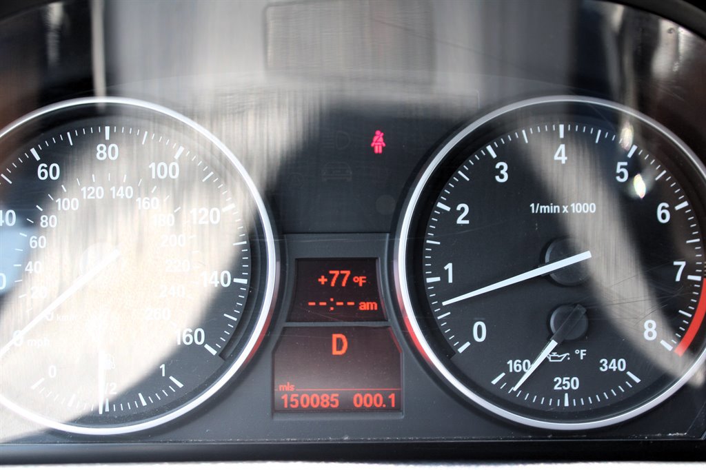 Used 2009 BMW 328i Convertible image 24