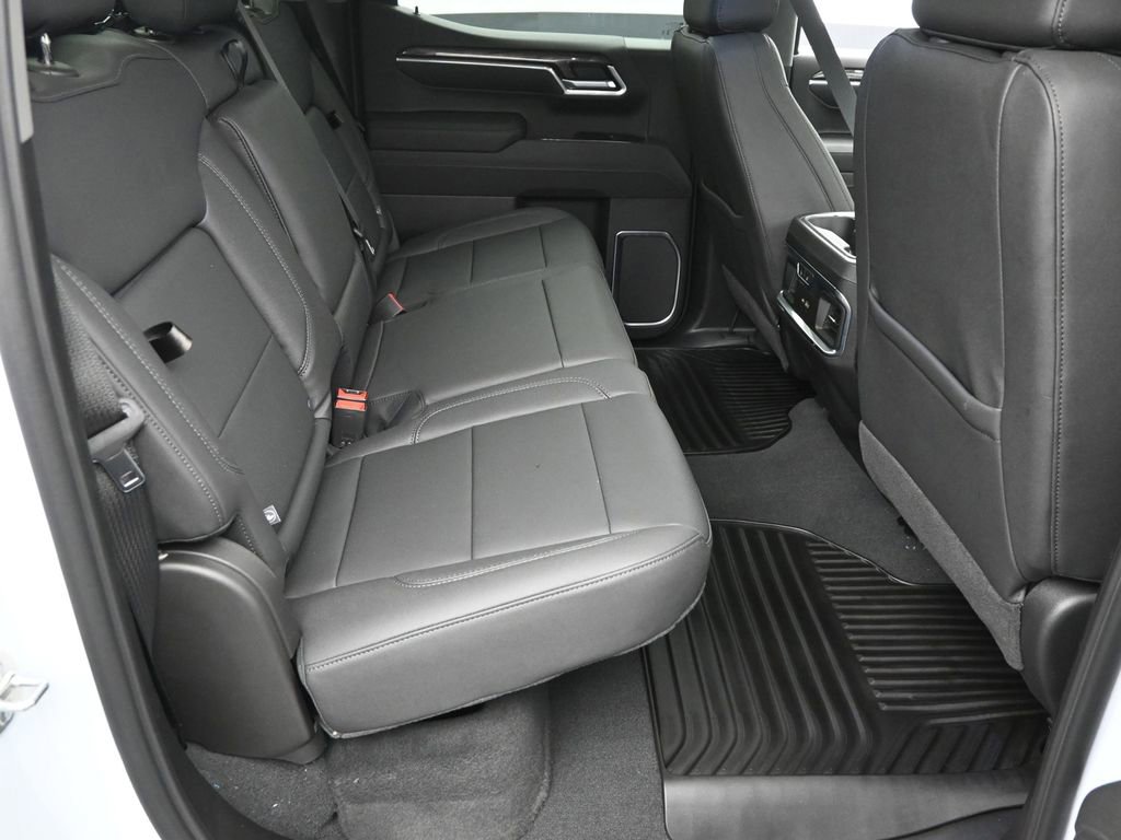 New 2026 Chevrolet Silverado 1500 LTZ w/ Z71 Off-Road Package image 8