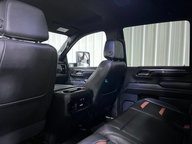 Used 2024 GMC Sierra 2500 AT4 w/ Technology Package AWD/4WD image 11