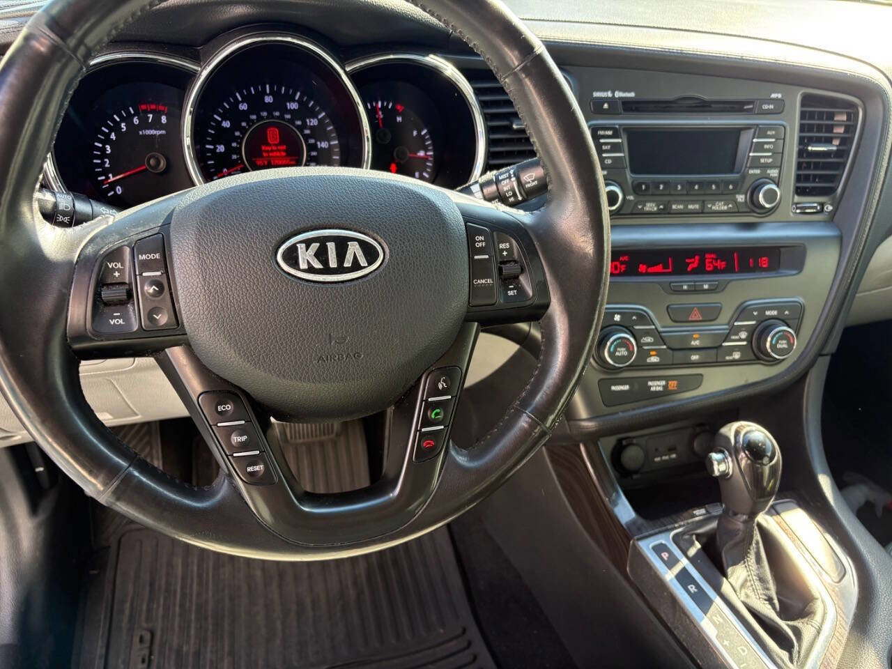 Used 2012 Kia Optima EX image 21