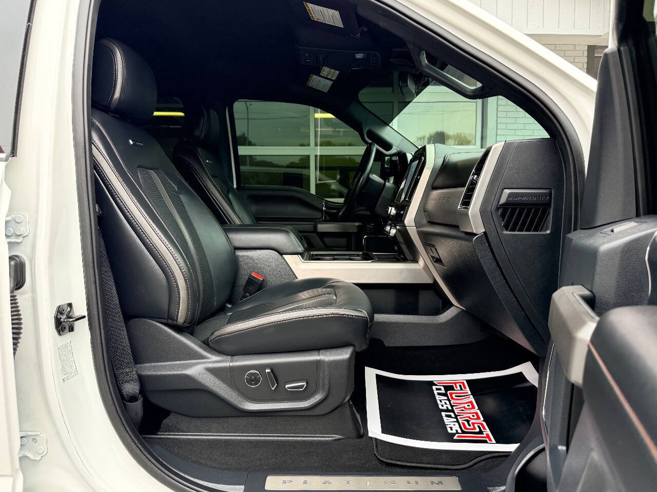 Used 2022 Ford F450 Platinum w/ FX4 Off-Road Package AWD/4WD image 37