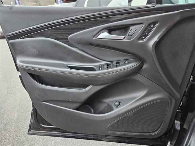 Used 2017 Buick Envision Essence image 30