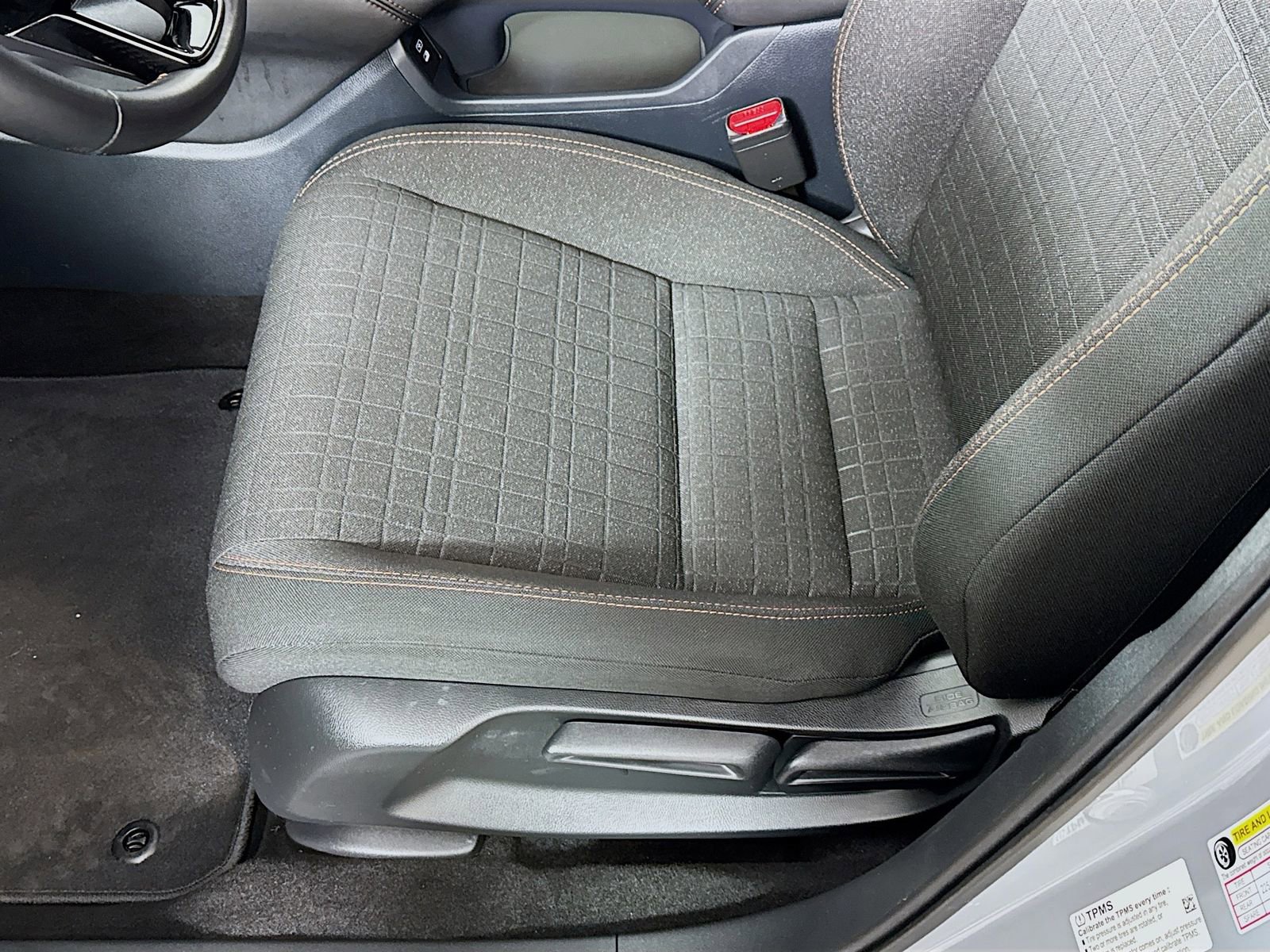 Used 2025 Honda HR-V Sport image 16