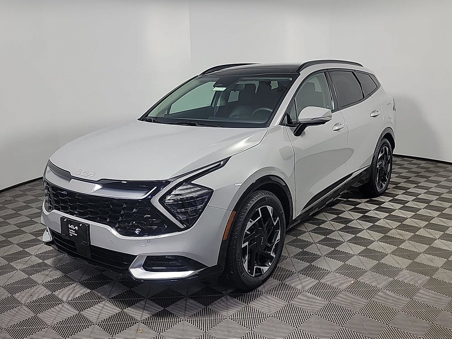 Used 2025 Kia Sportage SX image 12