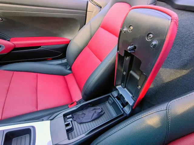 Used 2024 Porsche 718 Boxster RWD image 35