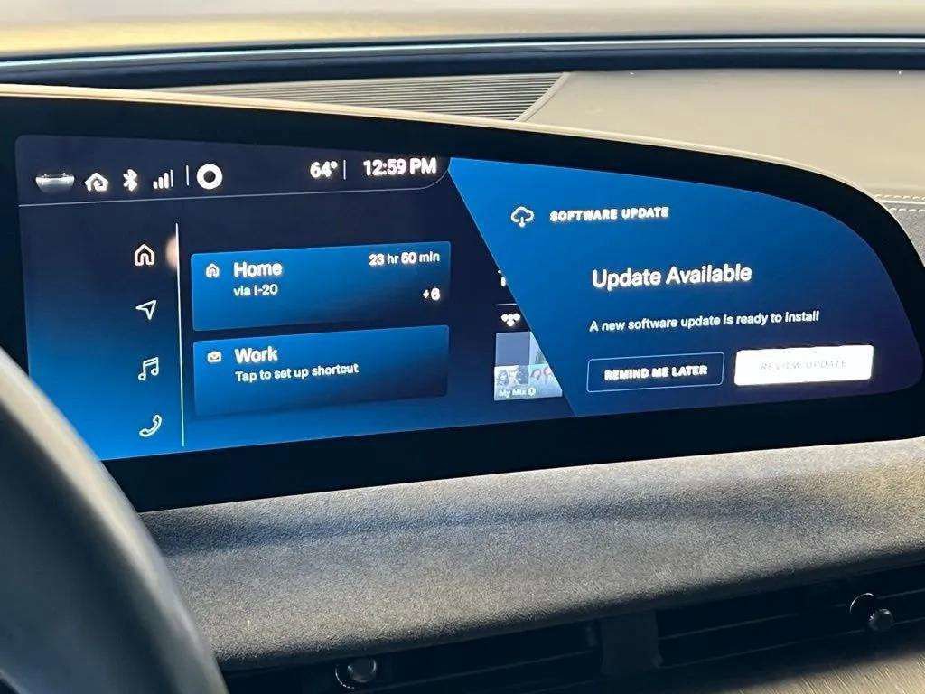 Used 2022 Lucid Air Grand Touring image 9