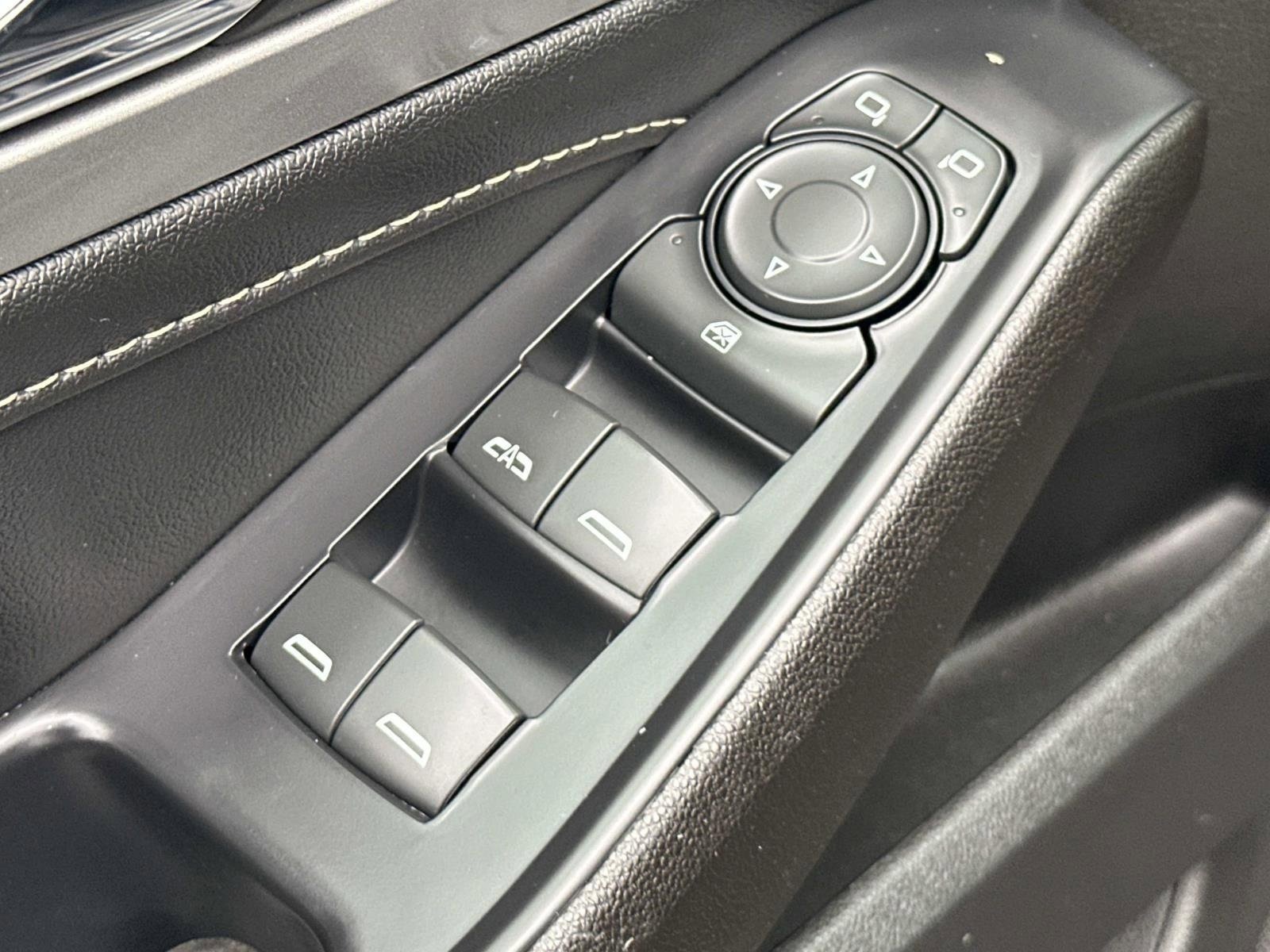 Used 2022 Chevrolet Traverse LT w/ LPO, Floor Liner Package image 21