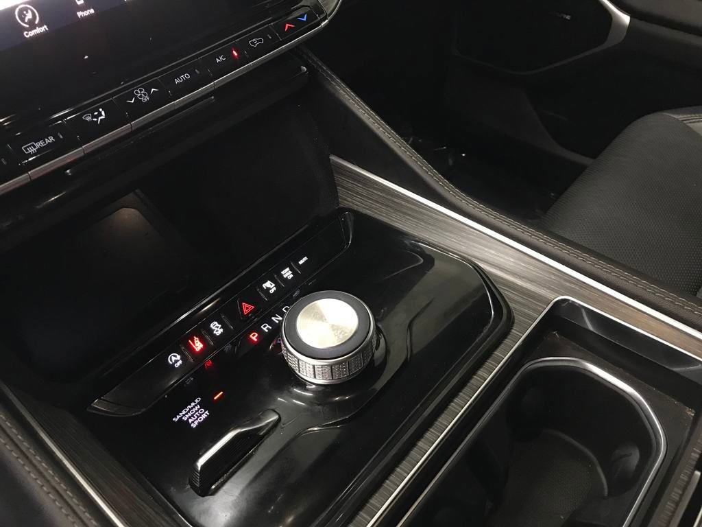 Used 2024 Jeep Wagoneer L Series II w/ Flexible Seating Group image 26