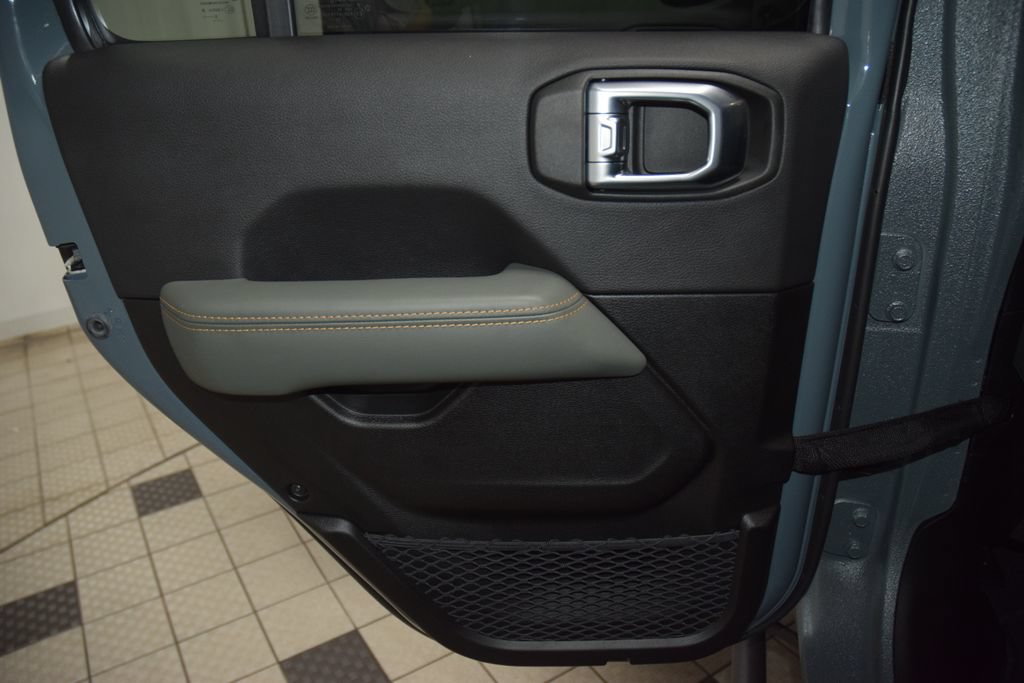 Used 2026 Jeep Gladiator Mojave AWD/4WD image 50