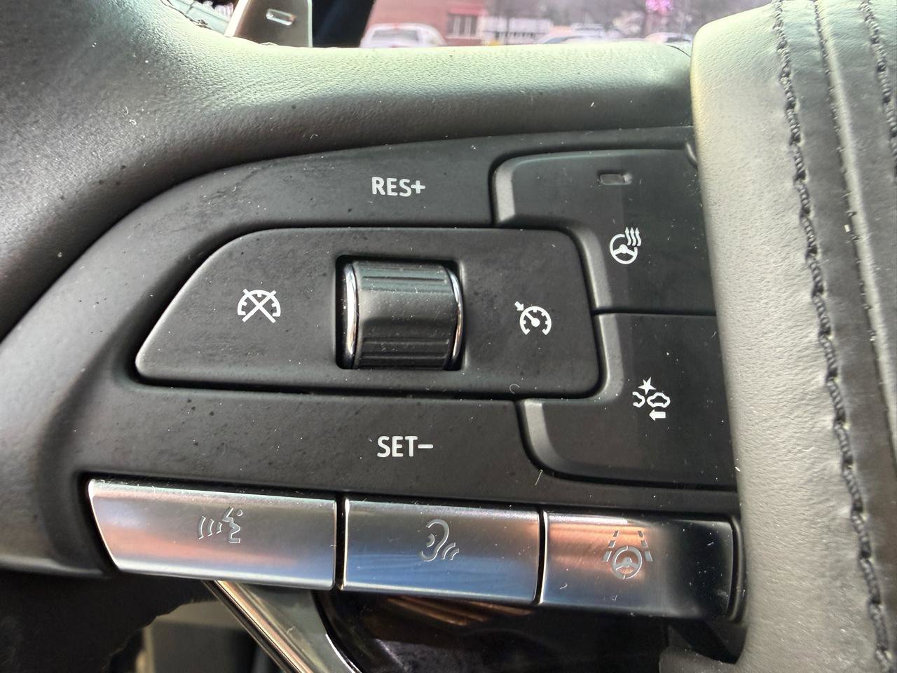 Used 2023 Cadillac Escalade V image 22