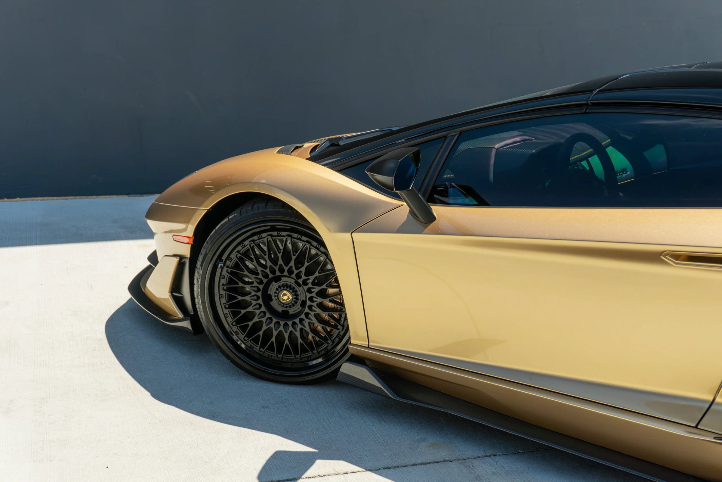 Used 2020 Lamborghini Aventador SVJ AWD/4WD image 51